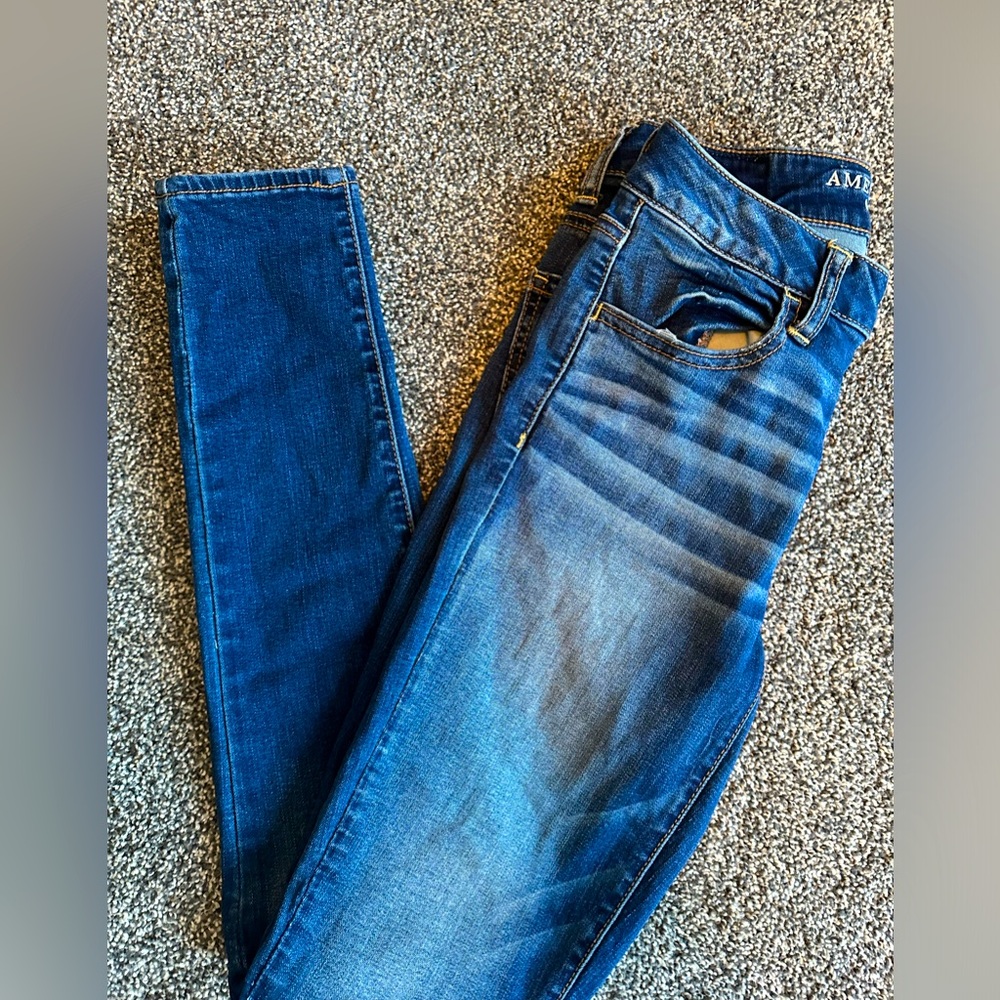 American Eagle Size 2 Regular High Rise Skinny